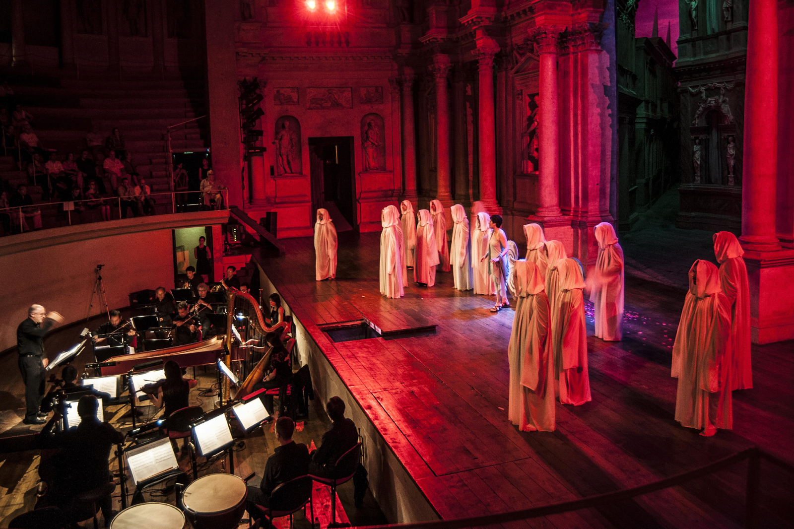 Pausa estiva dopo il successo di “Orfeo ed Euridice”